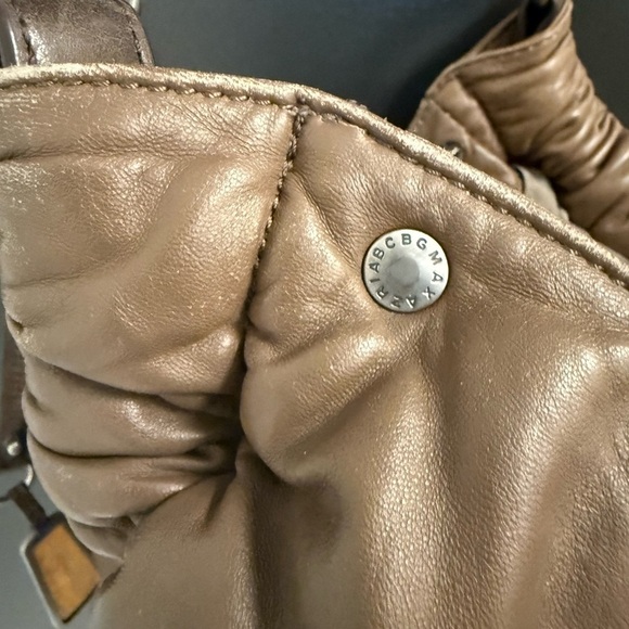 BCBGMaxAzria GUC close to excellent HUGE Gathered slouch Leather Hobo Bag - Picture 10 of 15